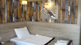 Street 61 Studio Hotel