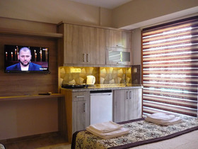 Street 61 Studio Hotel