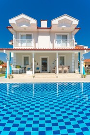 Villa Mina