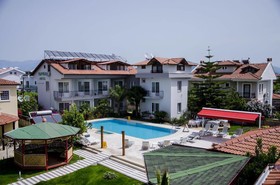 Yaprak Hotel