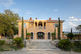 Zigo's Hotel