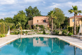 Zigo's Hotel
