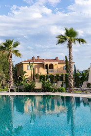 Zigo's Hotel