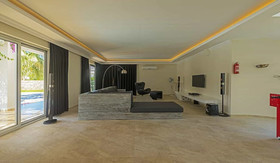 Fours Seasons Villa 7