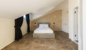 Fours Seasons Villa 7