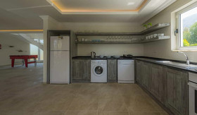 Fours Seasons Villa 7