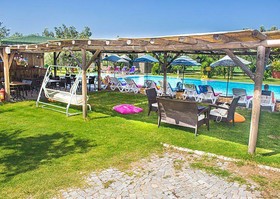 Assos Oleas Hotel