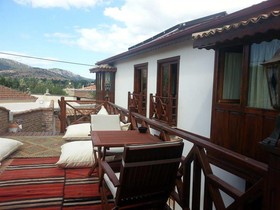 Amazon Petite Palace