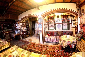 Homeros Pension & Guesthouse