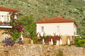 Swan Lake Boutique Hotel