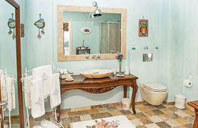 Swan Lake Boutique Hotel