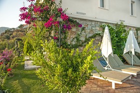 Swan Lake Boutique Hotel