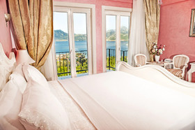 Swan Lake Boutique Hotel