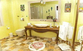 Swan Lake Boutique Hotel