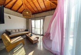 Kikonia Art & Suites