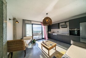 Kikonia Art & Suites