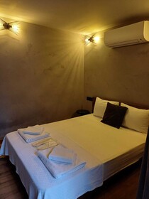 Elia Otel Urla