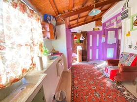 Mell10 House