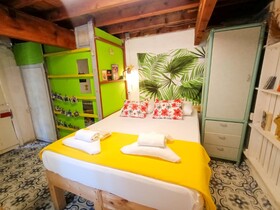 Mell10 House