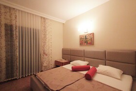 Ford Hotel