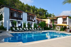 Ford Hotel