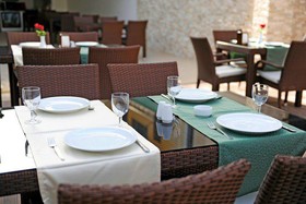 Almera Apart Hotel