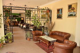Azak Suit Apart Hotel