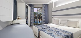 Blue Marlin Deluxe Spa & Resort