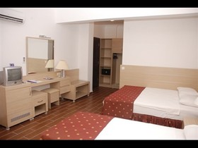Boulevard Hotel