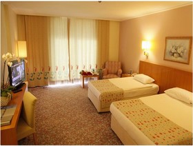 Carmen Suite Hotel