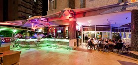Carmen Suite Hotel