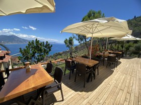 Castle Boutique Hotel