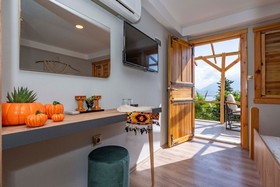Castle Boutique Hotel
