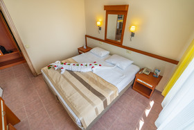 Club Big Blue Suite Hotel