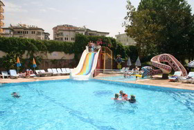 Elysee Garden Apart Hotel
