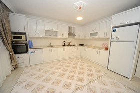 Emre Residence