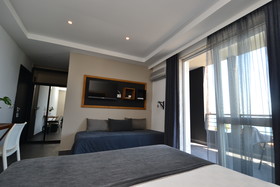 En Vie Beach Boutique Hotel