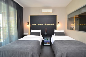 En Vie Beach Boutique Hotel