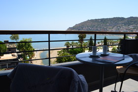 En Vie Beach Boutique Hotel