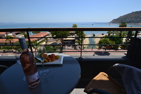 En Vie Beach Boutique Hotel