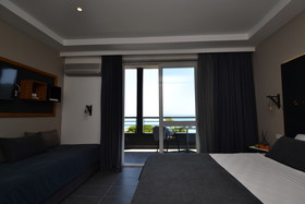 En Vie Beach Boutique Hotel