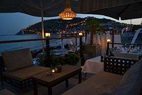 En Vie Beach Boutique Hotel