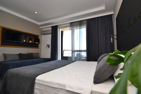 En Vie Beach Boutique Hotel