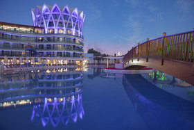 Granada Luxury Okurcalar