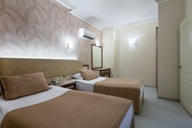 Hotel May Flower