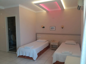 Kleopatra Hermes Beach Hotel