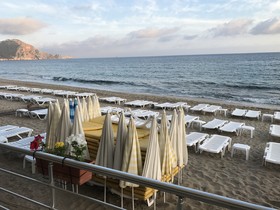Muz Hotel