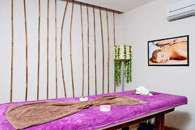 Kleopatra Ramira Hotel