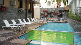 Kleopatra Suit Hotel