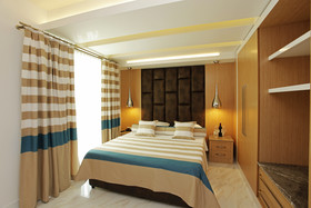 Kleopatra Suit Hotel